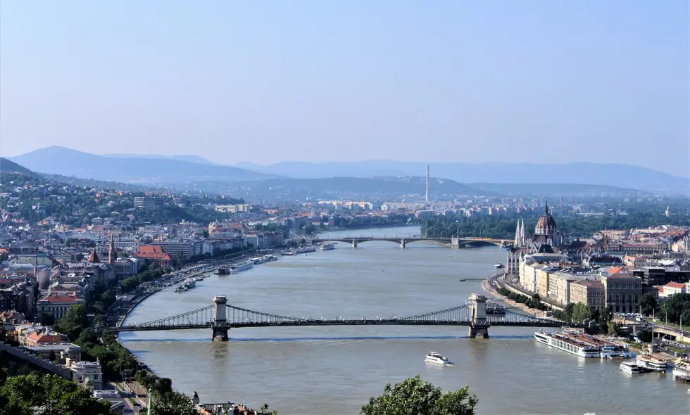 Madžarska Vinjeta - Raziščite Madžarsko po avtocesti!