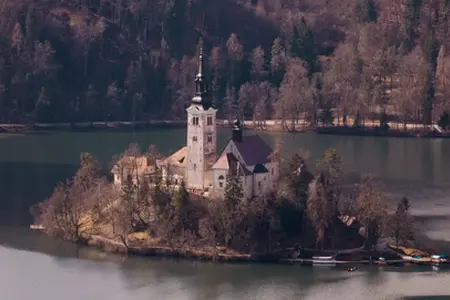 Možnosti cestovania autom do Slovinska