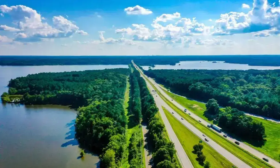 How can a passenger car be used on Hungarian highways?